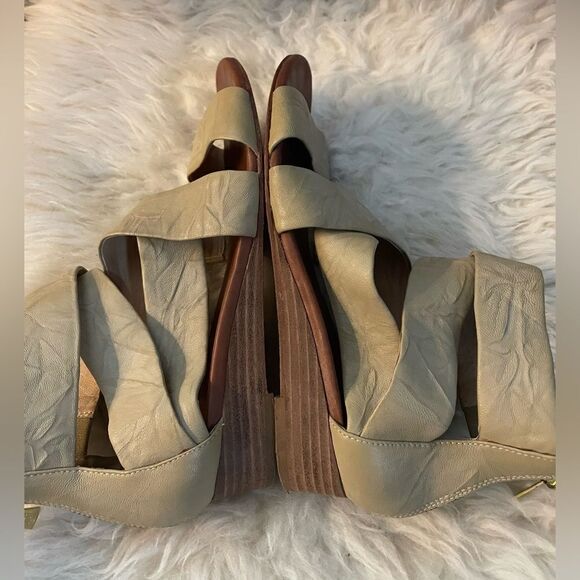 Matt Bernson Delphine Wedge Sandal 8 - Picture 5 of 8